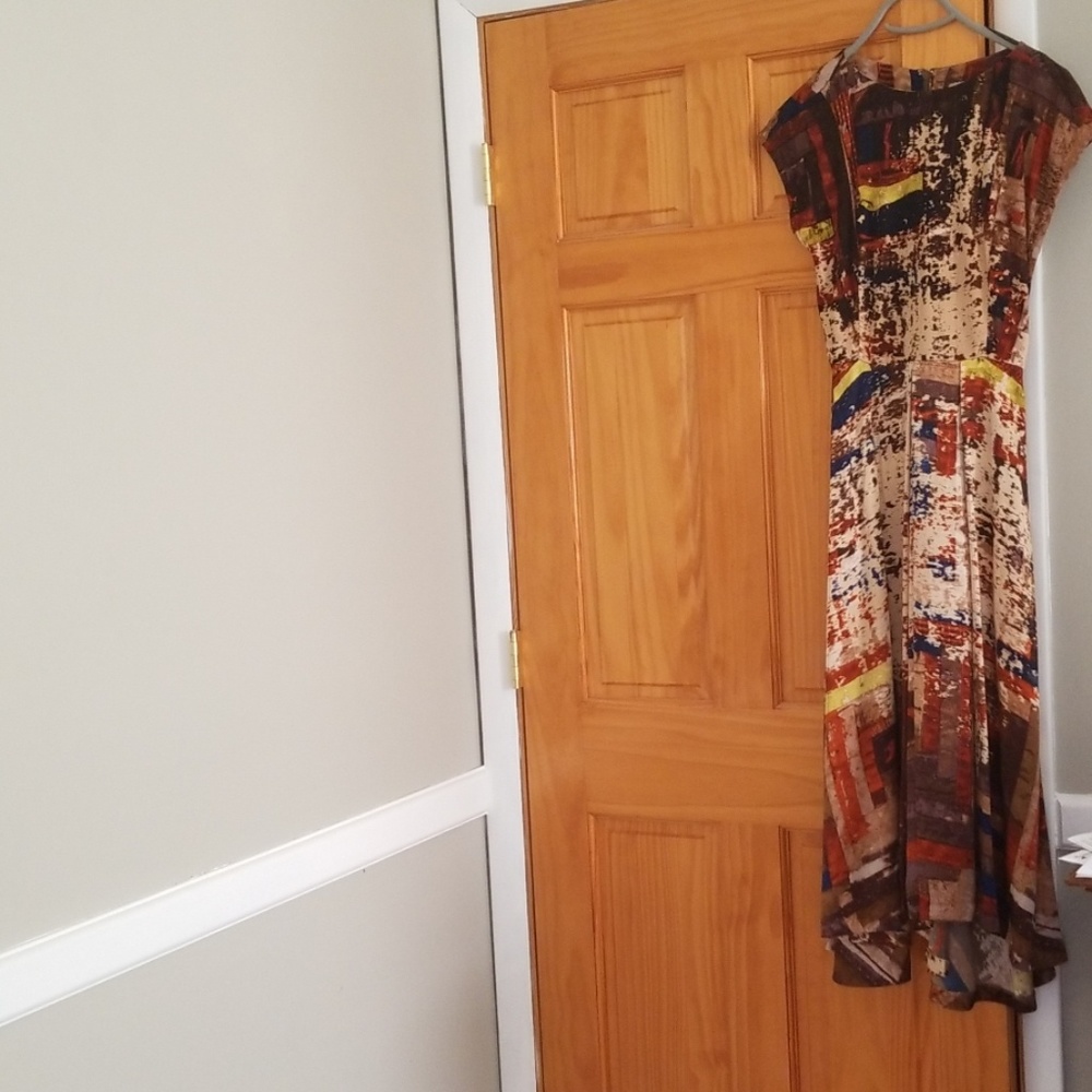 Gary Graham 100% silk dress size 4